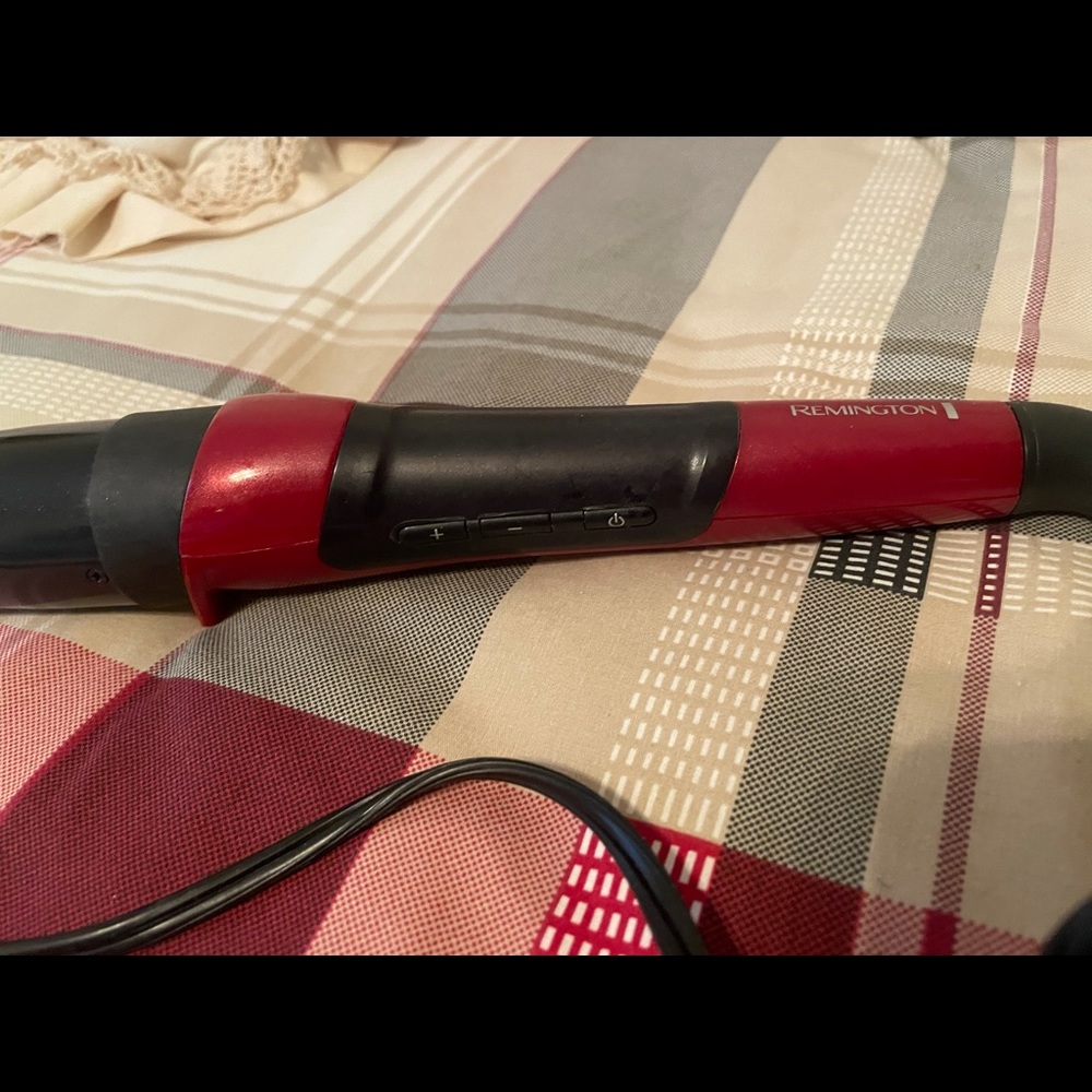Remington 1”- 1 1/2” curling wand